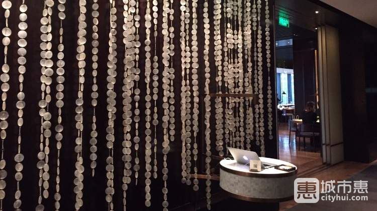 璞丽酒店-斐霓丝phenix eatery&bar