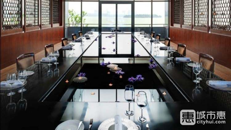 兰博基尼书苑酒店-LE LAC西餐厅